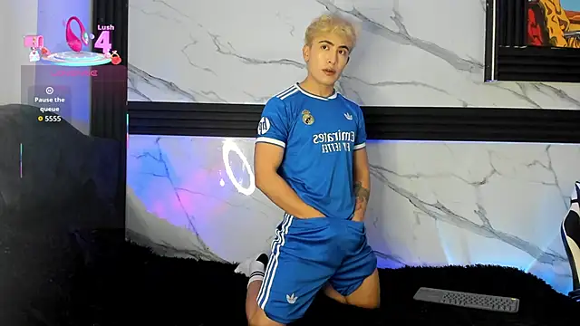 Snapshot of Saimonvela chatting on 11, 1, 2026 Saimonvela online show from 11, 1, 2026