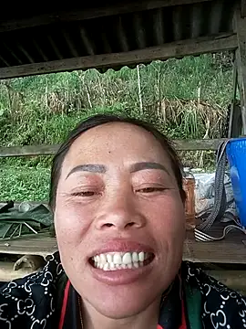 CoMay003 online show from 26, 4, 2026