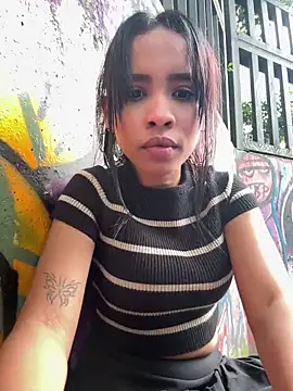 samiacooper25 online show from 24, 4, 2026