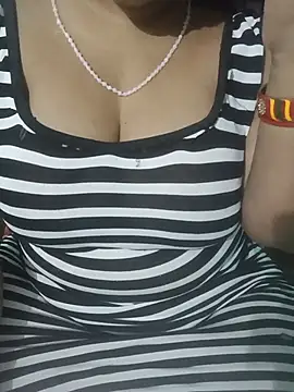 Snapshot of Anjali-bhabhi chatting on 22, 7, 2026 Anjali-bhabhi online show from 22, 7, 2026