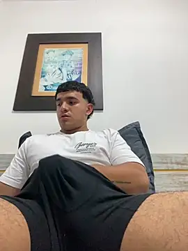 Snapshot of TysonAn chatting on 27, 10, 2025 TysonAn online show from 27, 10, 2025