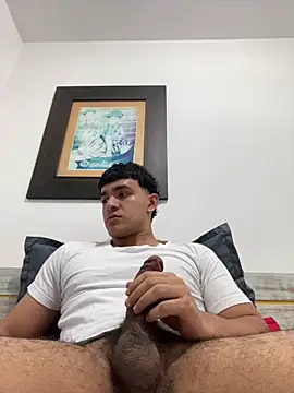 Snapshot of TysonAn chatting on 7, 11, 2025 TysonAn online show from 7, 11, 2025