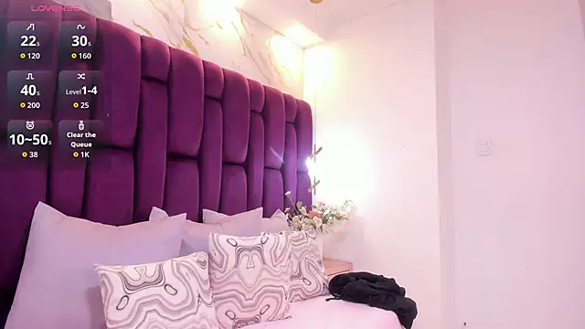 Snapshot of cloe_spencerr chatting on 19, 9, 2025 cloe spencerr online show from 19, 9, 2025