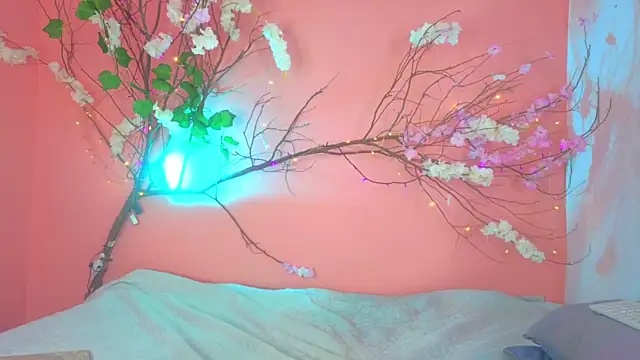 Cristal hott1 online show from 11, 2, 2026