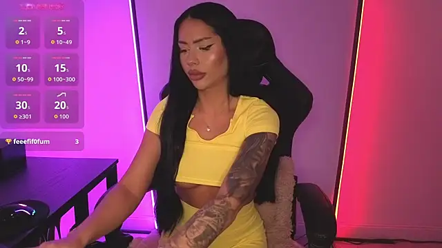 Snapshot of alisonrouge chatting on 6, 1, 2026 alisonrouge online show from 6, 1, 2026