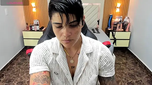 KAROLLJONES1 online show from 18, 9, 2025