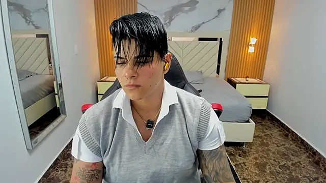 KAROLLJONES1 online show from 10, 4, 2026