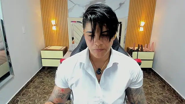 KAROLLJONES1 online show from 24, 4, 2026