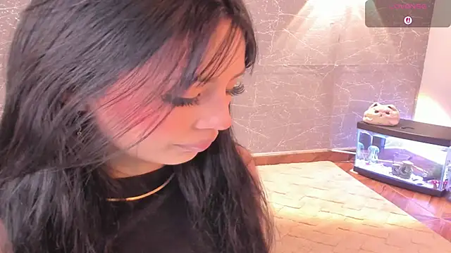 Miss Charlottet online show from 4, 12, 2025