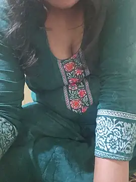 Lusty sensual Jodi online show from 18, 7, 2026