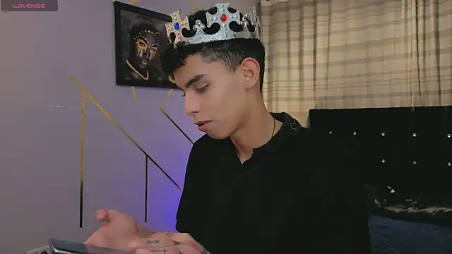 Room 69x online show from 22, 10, 2025