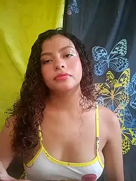 Snapshot of Lulupeach69 chatting on 19, 9, 2025 Lulupeach69 online show from 19, 9, 2025