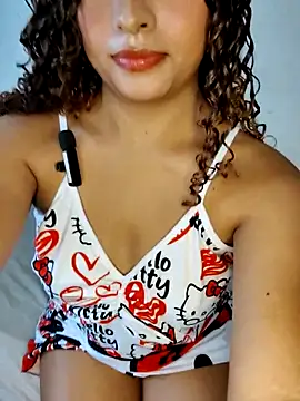 Snapshot of Lulupeach69 chatting on 9, 11, 2025 Lulupeach69 online show from 9, 11, 2025