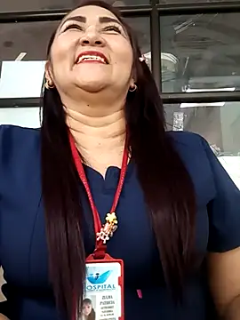 linda luna29 online show from 17, 12, 2025