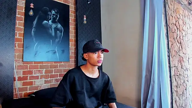 AlanCutee online show from 2, 11, 2025