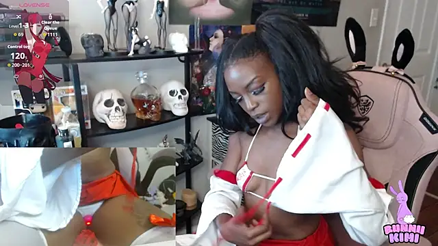 bunniikimi online show from 14, 9, 2025