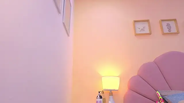  Grace turner  online show from 23, 4, 2026