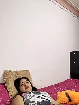 Snapshot of Nahomy_cm chatting on 13, 9, 2025 Nahomy cm online show from 13, 9, 2025