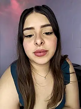 Snapshot of Nahomy_cm chatting on 4, 12, 2025 Nahomy cm online show from 4, 12, 2025