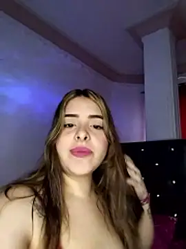 Snapshot of Nahomy_cm chatting on 12, 1, 2026 Nahomy cm online show from 12, 1, 2026