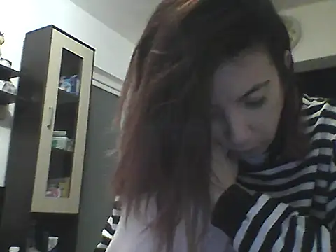 Anayssa  online show from 28, 2, 2026