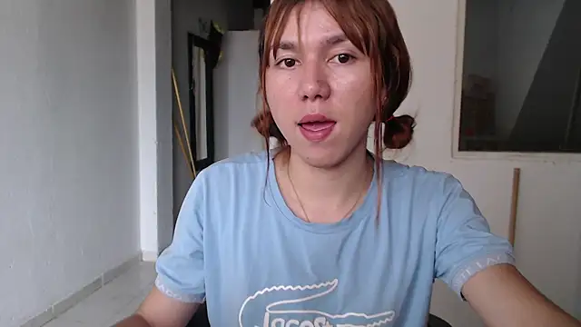 Dolly Peach  online show from 18, 9, 2025