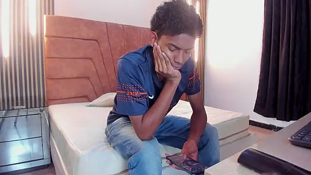 FYKMOR 1 online show from 12, 9, 2025