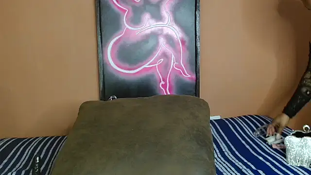 Snapshot of SexxyAddiict chatting on 26, 9, 2025 SexxyAddiict online show from 26, 9, 2025