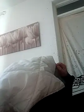 Snapshot of handsome8inchh chatting on 18, 3, 2026 handsome8inchh online show from 18, 3, 2026