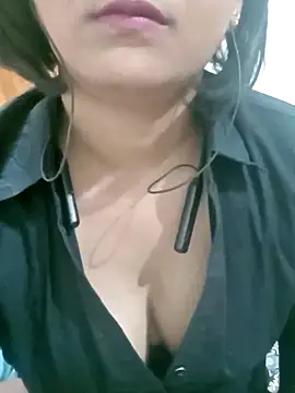 Queen Kushi4 online show from 27, 4, 2026