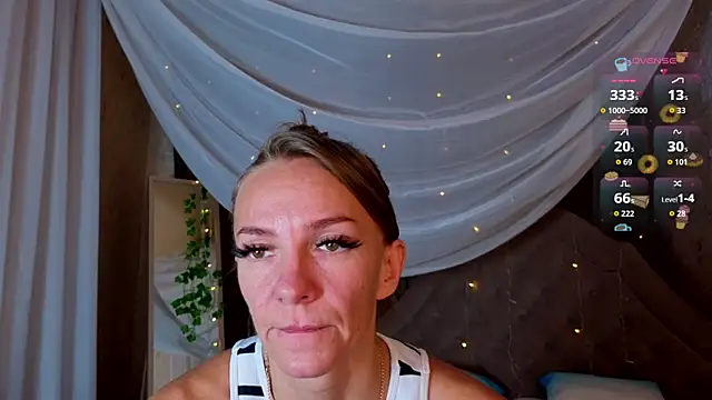 Snapshot of Jesica_mooon chatting on 10, 9, 2025 Jesica mooon online show from 10, 9, 2025