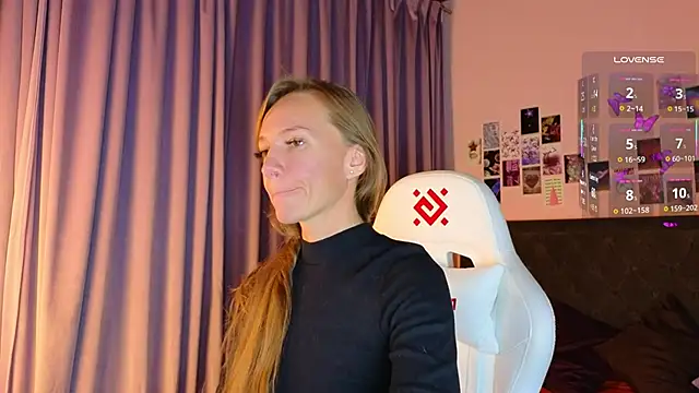 Snapshot of Jesica_mooon chatting on 26, 9, 2025 Jesica mooon online show from 26, 9, 2025