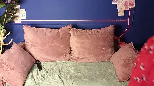 Snapshot of Jesica_mooon chatting on 10, 10, 2025 Jesica mooon online show from 10, 10, 2025