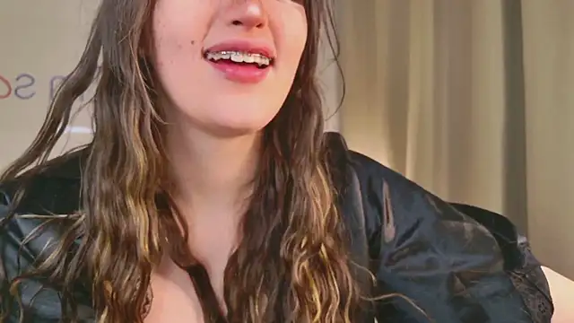 kamila blush online show from 22, 11, 2025