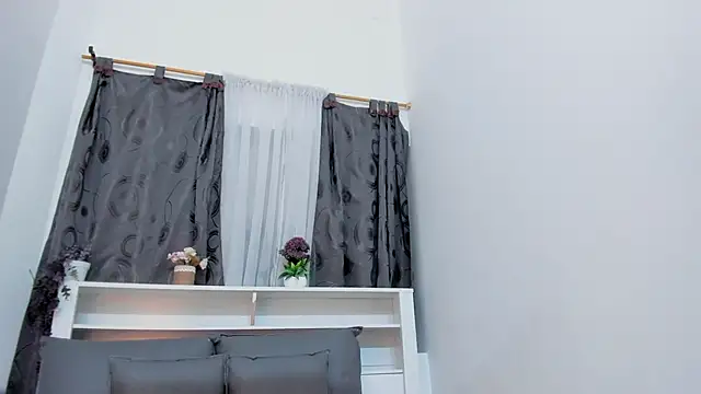 Mistt Mia online show from 29, 10, 2025