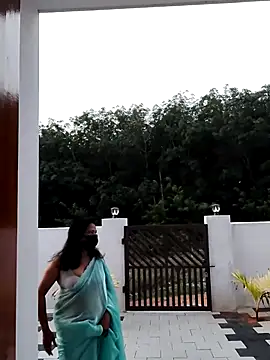 mallu-lover online show from 14, 4, 2026