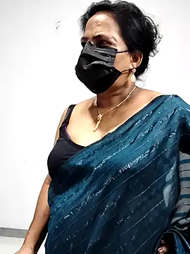 mallu-lover online show from 21, 4, 2026