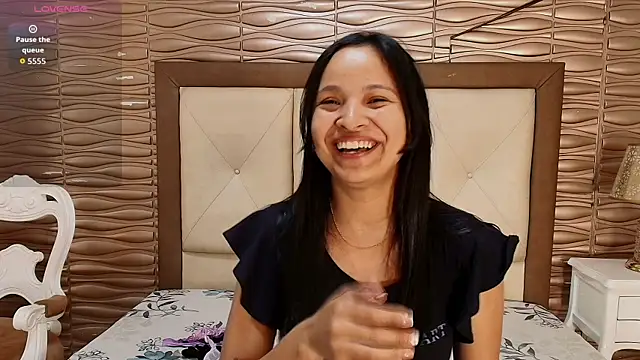 Miladiosa online show from 26, 4, 2026