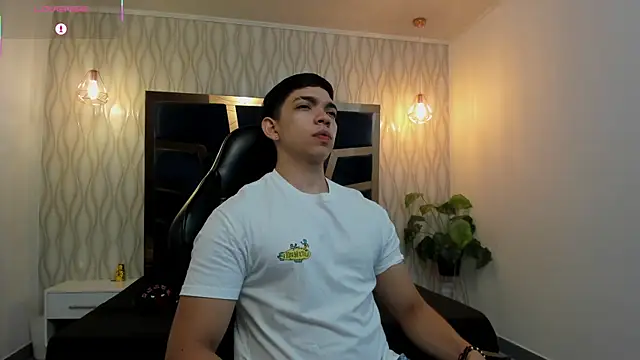 Eryonbradley online show from 10, 4, 2026