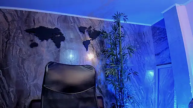 Eryonbradley online show from 27, 4, 2026