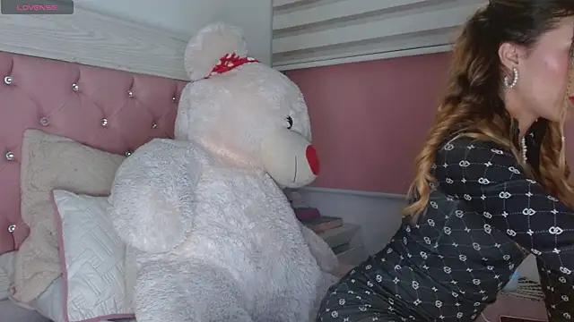 Ayleen m online show from 12, 9, 2025