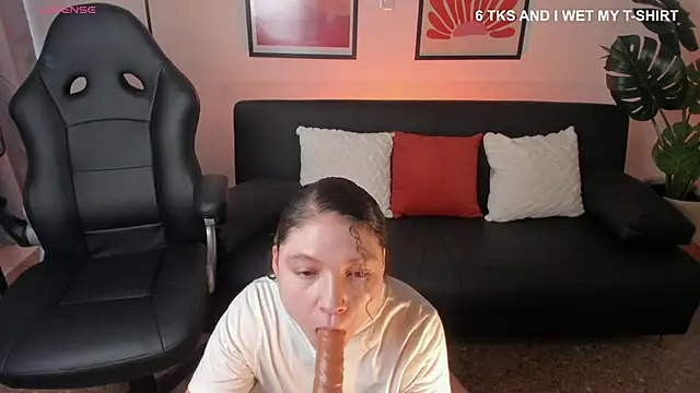 victoria becker  online show from 18, 4, 2026
