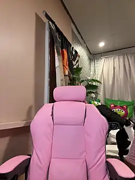 Kath C online show from 18, 10, 2025