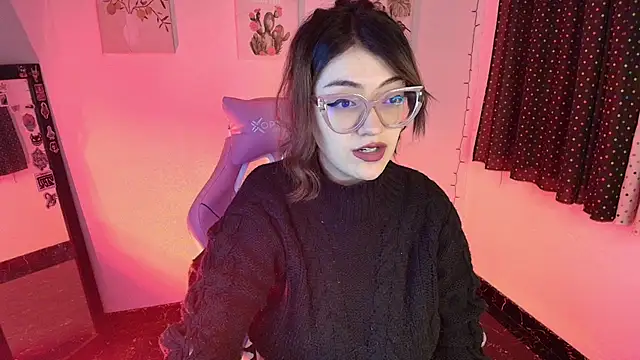 Snapshot of isaferrer06 chatting on 4, 12, 2025 isaferrer06 online show from 4, 12, 2025