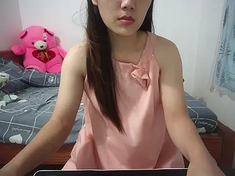 Snapshot of Linda-24 chatting on 1, 10, 2025 Linda-24 online show from 1, 10, 2025