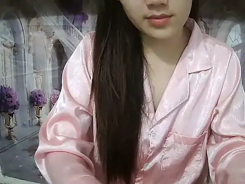 Snapshot of Linda-24 chatting on 29, 11, 2025 Linda-24 online show from 29, 11, 2025