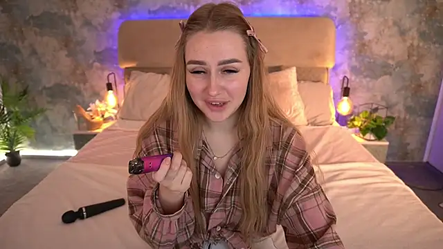 GabriellaJass online show from 4, 12, 2025