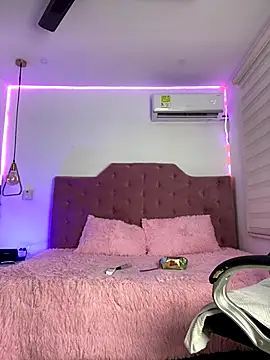 Velveet x online show from 24, 11, 2025