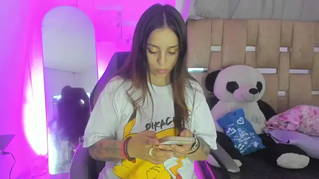 JulianaCarter online show from 4, 10, 2025