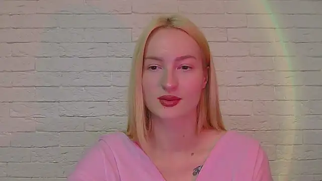 Snapshot of Alice_Sweet_01 chatting on 5, 1, 2026 Alice Sweet 01 online show from 5, 1, 2026